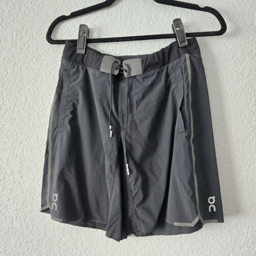 ON Mens S Black Hybrid Running Shorts On Cloud