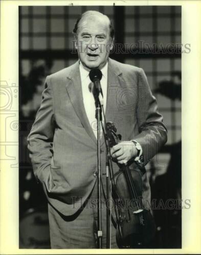 Press Photo Musician Benny Goodman – sap34908