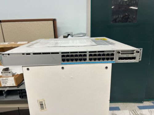 Cisco C9300-24UX-E Catalyst 9300 Managed 24 Ports UPOE W PWR-C1-1100WAC Power