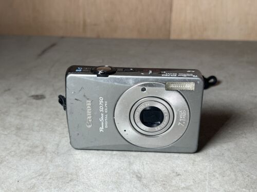 Canon PowerShot Digital ELPH SD750 / Digital IXUS 75 7.1MP Digital Camera  PARTS