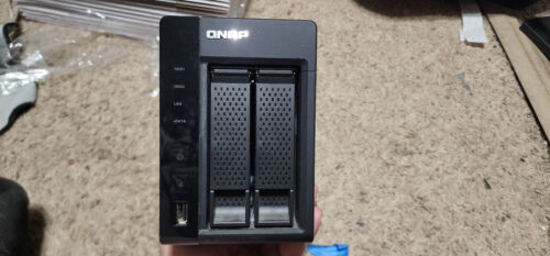 QNAP NAS TS-269L NETWORK ATTACHED STORAGE – No AC adapter