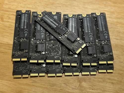 Lot of 13 Apple 12+16 pin 512 GB SSD Flash Drive – Formatted & Working