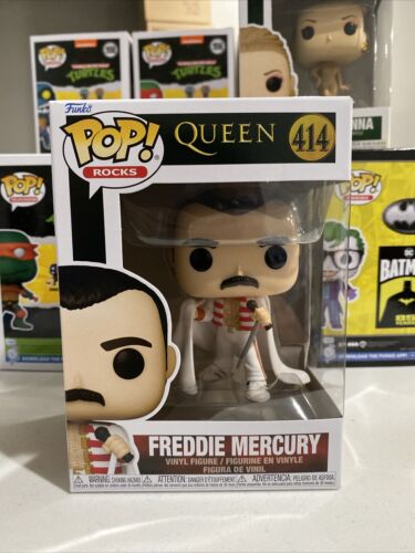 Queen – Freddie Mercury with Cape Funko Pop! Vinyl Figure #414