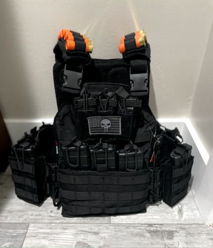 Tactical Bulletproof Vest w/Level III AR500 Plates