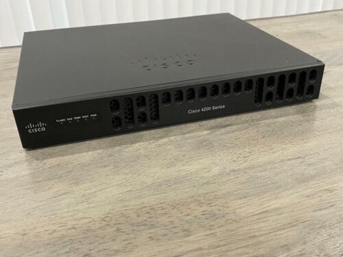 Cisco ISR4221/K9 V02 4200 Series. Integrated Service Router Ready to use