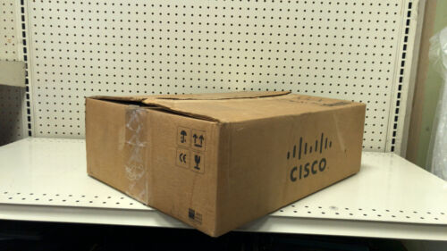 NEW CISCO 2821-VSEC-CCME/K9 Gigabit Voice SECURITY ROUTER 2821-VSEC CME-8.6 NOB