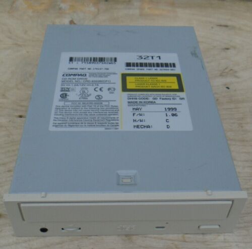 Compaq CD Drive CRD-8322B 179137-706 IDE 327659-001