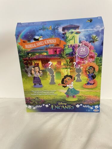 Disney Encanto Casa Madrigal 24 Days of Suprises! 14 Figurines! 13 Accessories!!