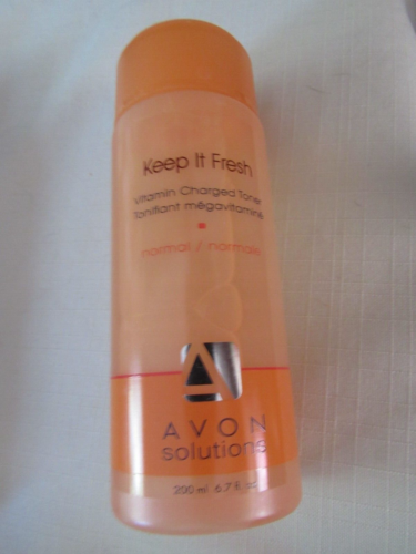 NEW, UNUSED AVON SOLUTIONS “KEEP IT FRESH” VITAIN CHARGED TONER – 6.7 OZ.-NORMAL