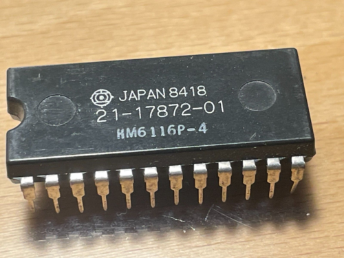 ONE HITACHI IC JAPAN HM6116P-4 HIGH SPEED CMOS Static RAM DIP 24 PIN.