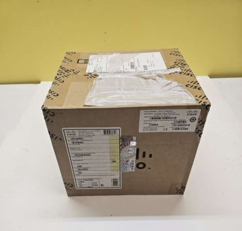 NEW SEALED Cisco Genuine AIR-ANT2566D4M-R Dual-Band Patch Antenna 6/6 DBi