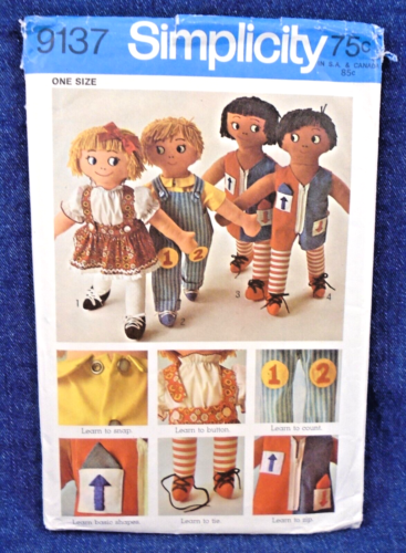 Vintage Simplicity Pattern 9137 70s Rag Dolls Learning to Dress Transfer Uncut