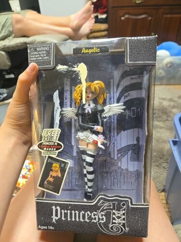 TOKYOPOP BLEEDING EDGE PRINCESS AI DOLL ANGELIC LIMITED EDITION MANGA SNEAK PEEK