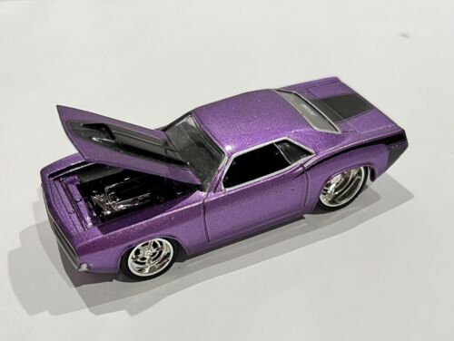 Johnny Lightning Full Throttle Foose 1970 Purple Plymouth Cuda Die Cast