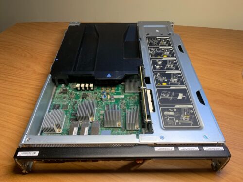 NETAPP 111-02493+B1 Storage Controller Module NetApp FAS8200 w NETAPP 111-02490