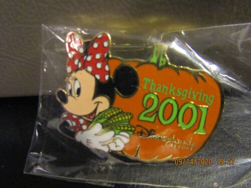 Lot of 5 Pins DLR Cast Member Work Day Pin – 2001 Thanksgiving Day -Minnie Mouse