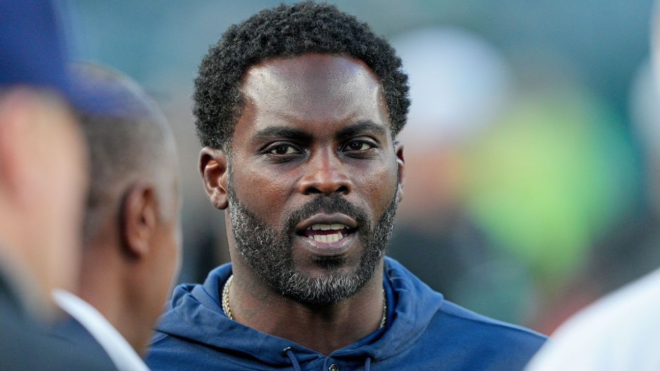 Former NFL great Michael Vick introduced as Norfolk State coach