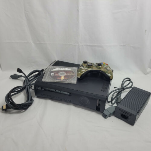 Xbox 360 Console Camo Controller Power Cord & 120GB Hard Drive Powers On