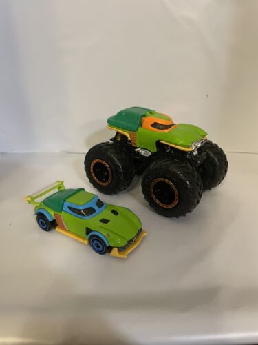 Hot Wheels Monster Jam MICHELANGELO TMNT Monster Truck 1:64 & Bonus Leonardo Car