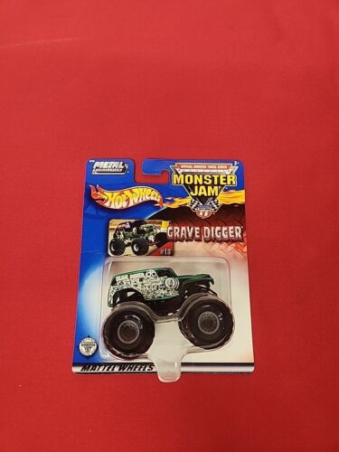 Monster Jam Grave Digger Chrome