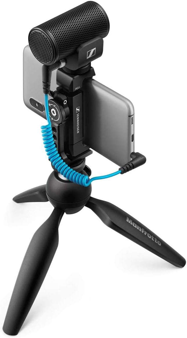 Sennheiser Pro Audio Sennheiser Professional MKE 200 + Mobile Kit, Directional On-Camera Microphone with Smartphone Clamp & Manfrotto PIXI Mini Tripod, 509256, Black