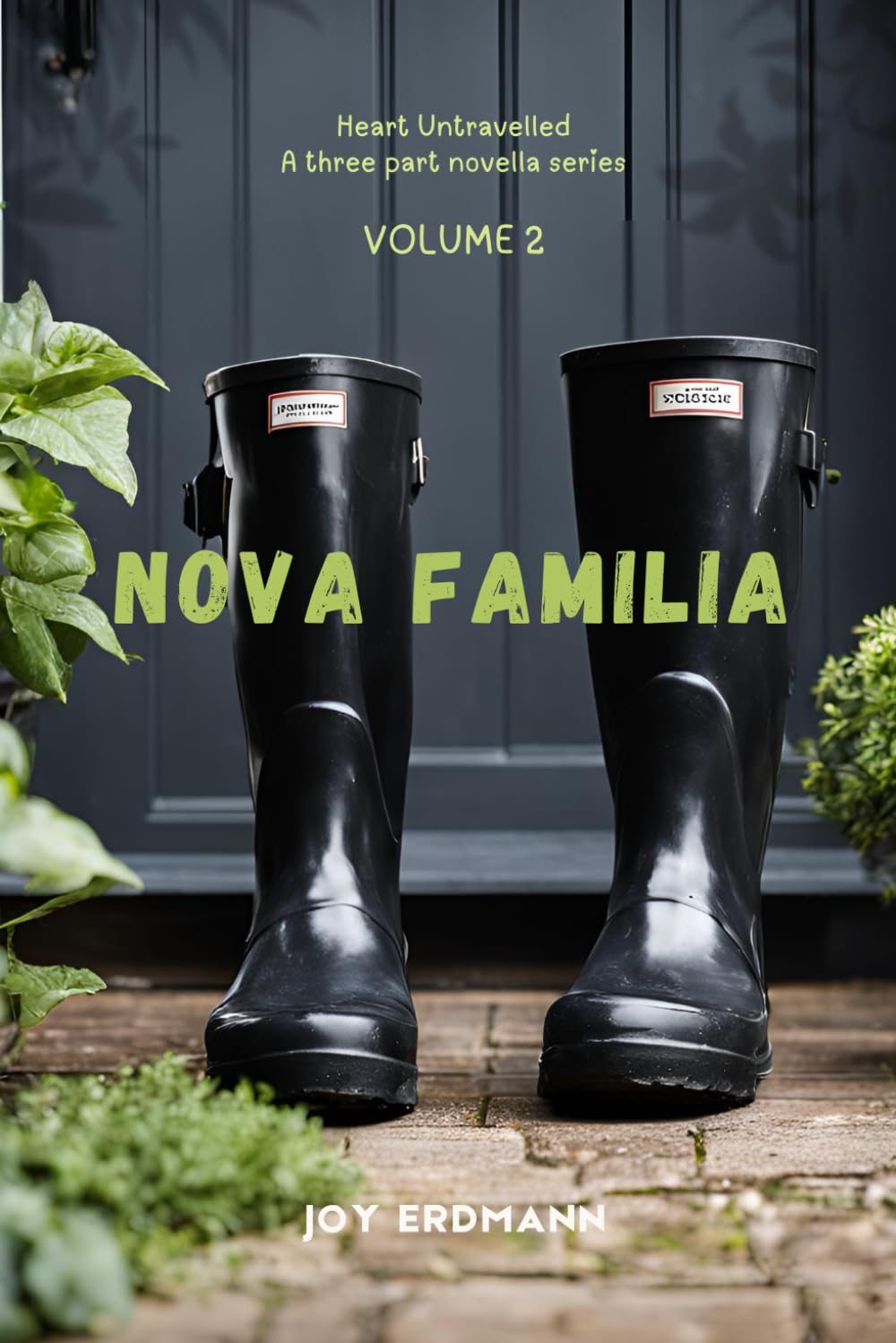 Nova Familia (Heart Untravelled)