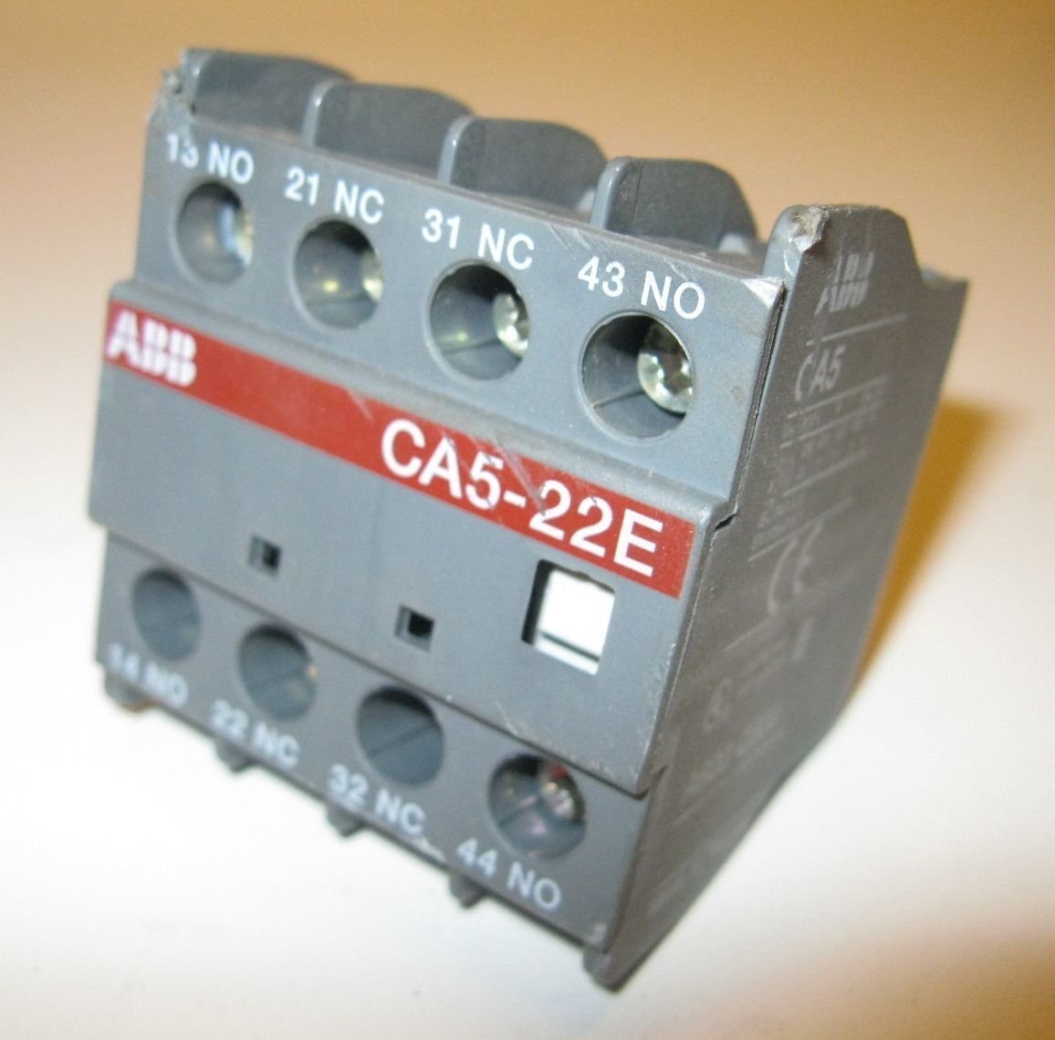 ABB, CA5-22E, 2-N/O & 2-N/C Aux Contact Block, FRONT Mount, fits A9-A110 Contactor