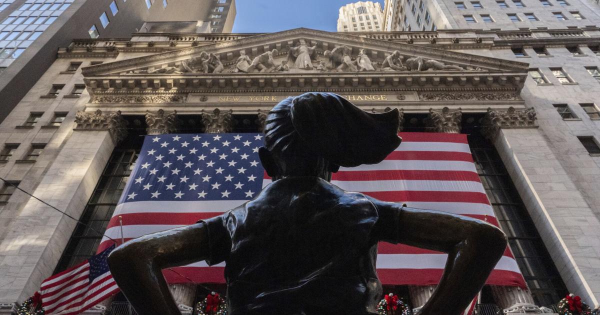 Stock market today: Wall Street slumps in final days of a banner year for US stocks | Stock Market