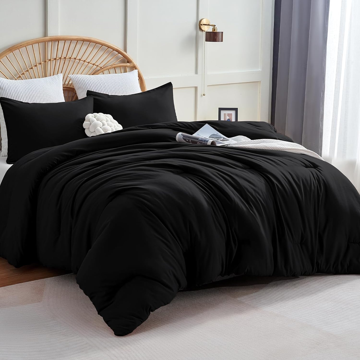 CozyLux Black Comforter Set Queen Size, 3 Pieces Solid Breathable Quilted Style Bedding Sets, Luxury Fluffy Soft Microfiber Comforter for All Season(1 Comforter & 2 Pillowcases)