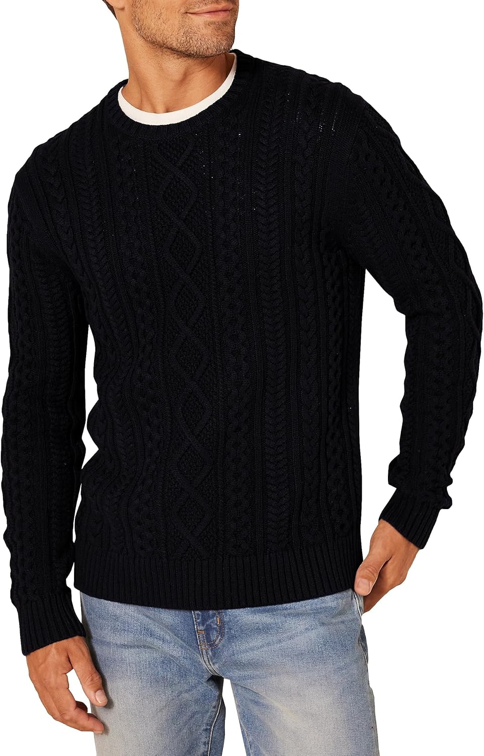 Amazon Essentials Men’s Long-Sleeve 100% Cotton Fisherman Cable Crewneck Sweater