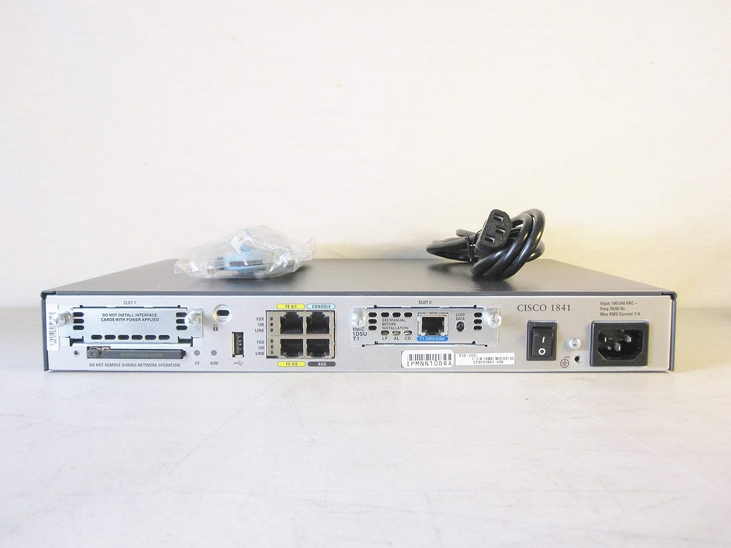 Cisco CISCO1841-T1-V2 1841 Bundle with HWIC-1DSU-T1, Ip (Renewed)