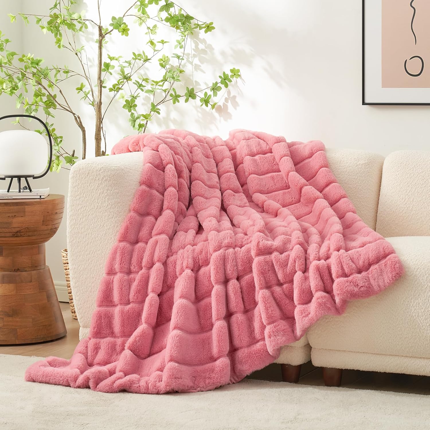 Cozy Bliss Faux Fur Throw Blanket for Couch, Cozy Warm Plush Striped Blanket for Sofa Bedroom Living Room, Pink