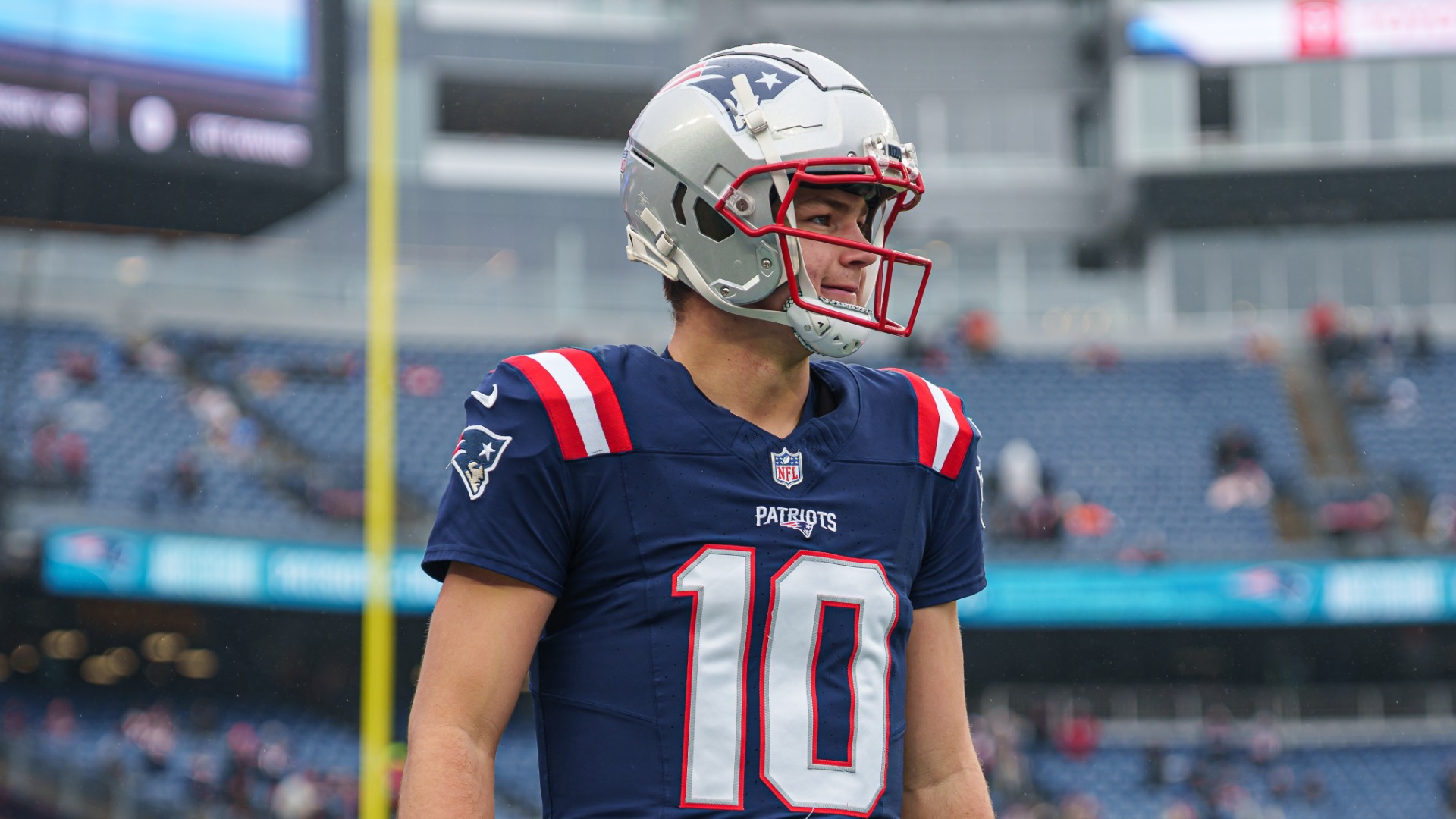 Patriots QB Returns To Field Against Chargers