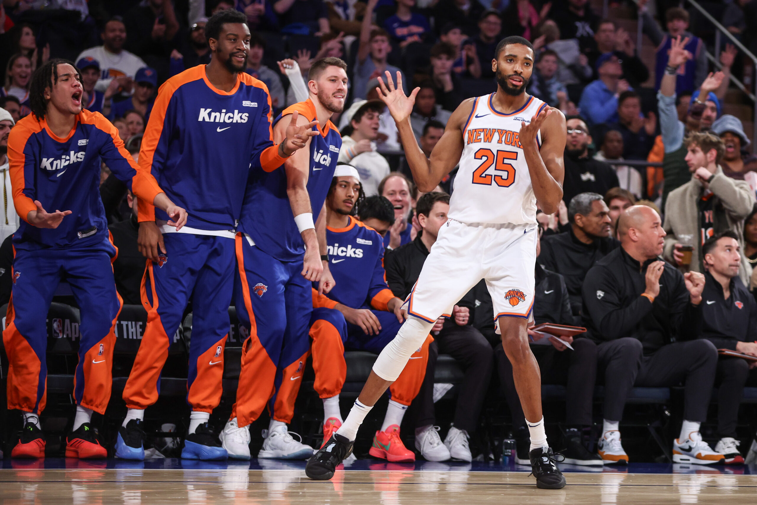 Studs and Duds from Knicks’ Christmas Day win over the Spurs