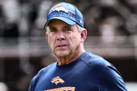 Christian McCaffrey’s Broncos Legend Dad Unhappy With Sean Payton’s Loss & Confirms Big Decision for Bo Nix’s Next Game vs Chiefs