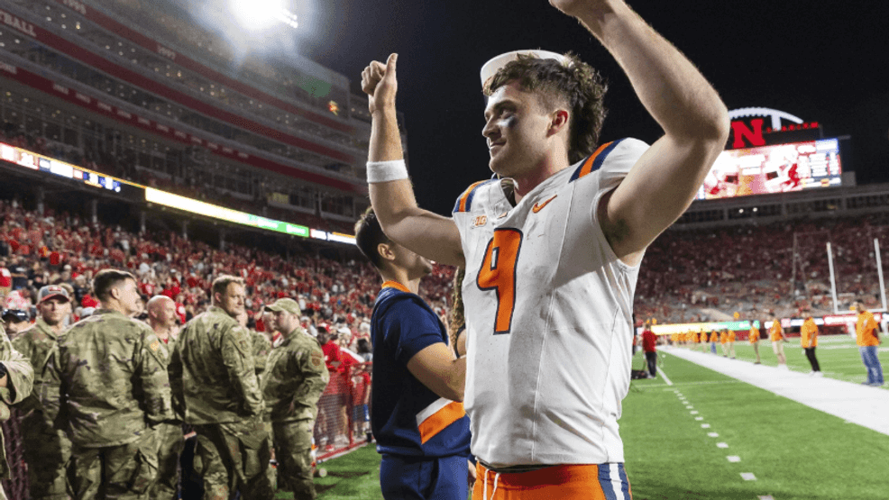 Illinois’ quarterback Luke Altmyer leads team to Citrus Bowl after overcoming setbacks