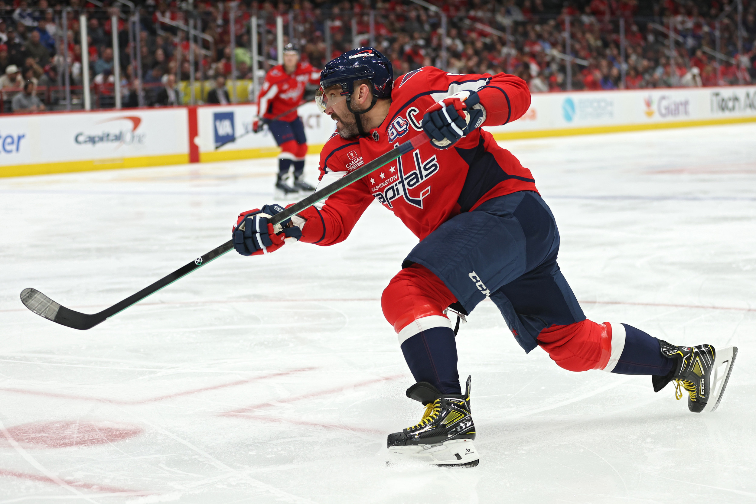 Capitals’ Alexander Ovechkin Returns, How Far Away is He From Gretzky Record?