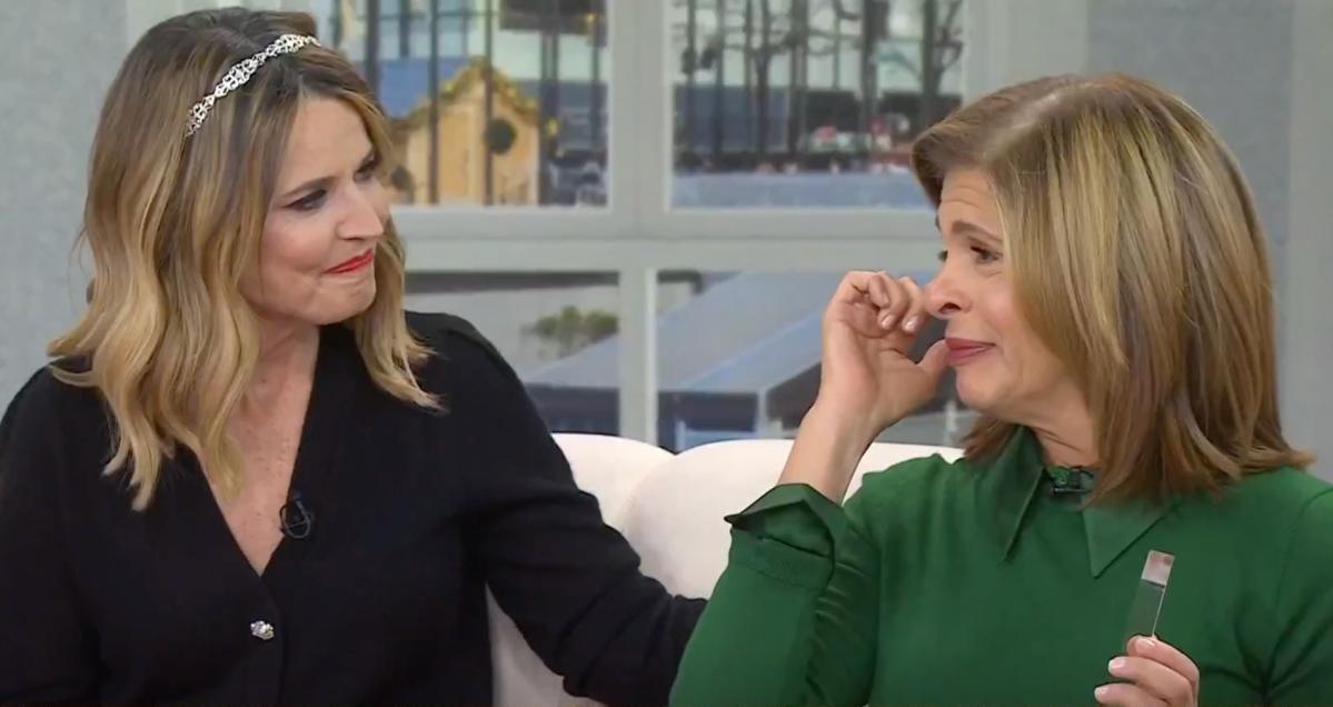 Hoda Kotb fights tears on “Today ”after opening Savannah Guthrie’s Secret Santa gift: ‘It’s too much’