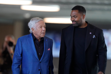 Robert Kraft Prepared to Take Tough Jerod Mayo Decision for Drake Maye as Mike Vrabel Interested in Patriots’ Job