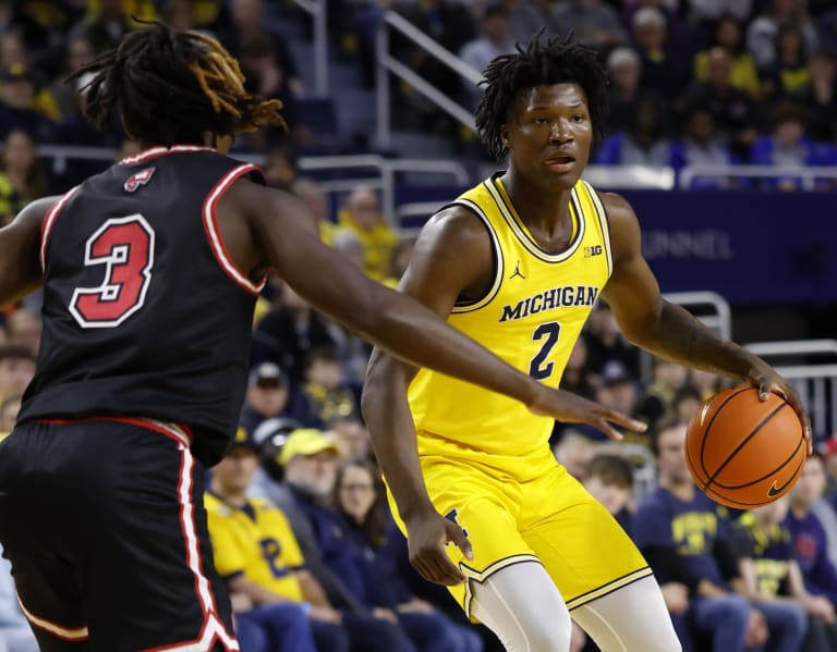 Three takeaways: Michigan lights it up from long distance, bludgeons WKU