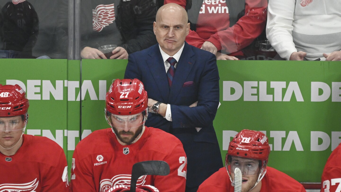 Detroit Red Wings fire coach Derek Lalonde, name Todd McLellan as his replacement