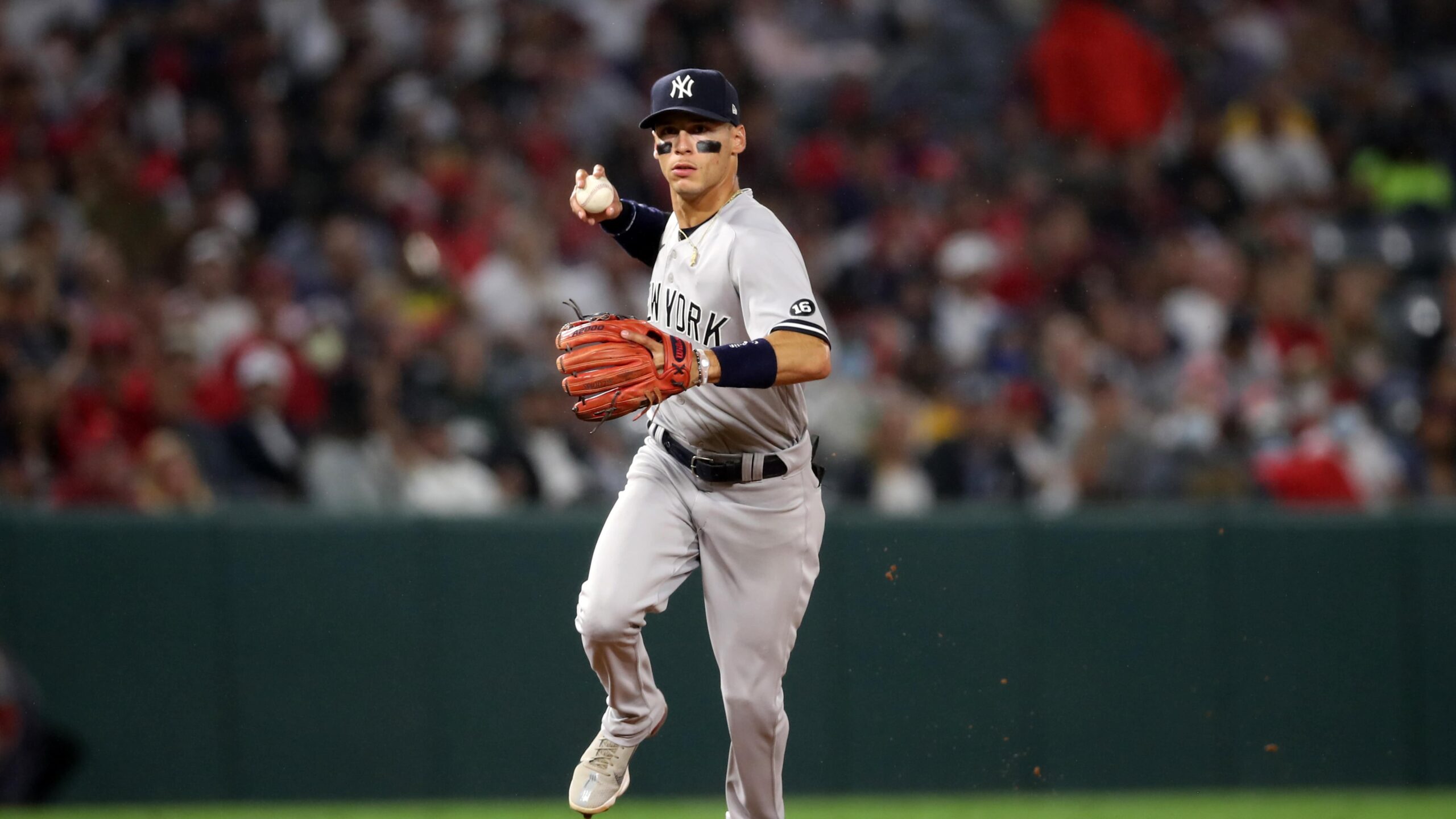 Yankees reunite with 2021 Wild Card Game starter on minor-league contract