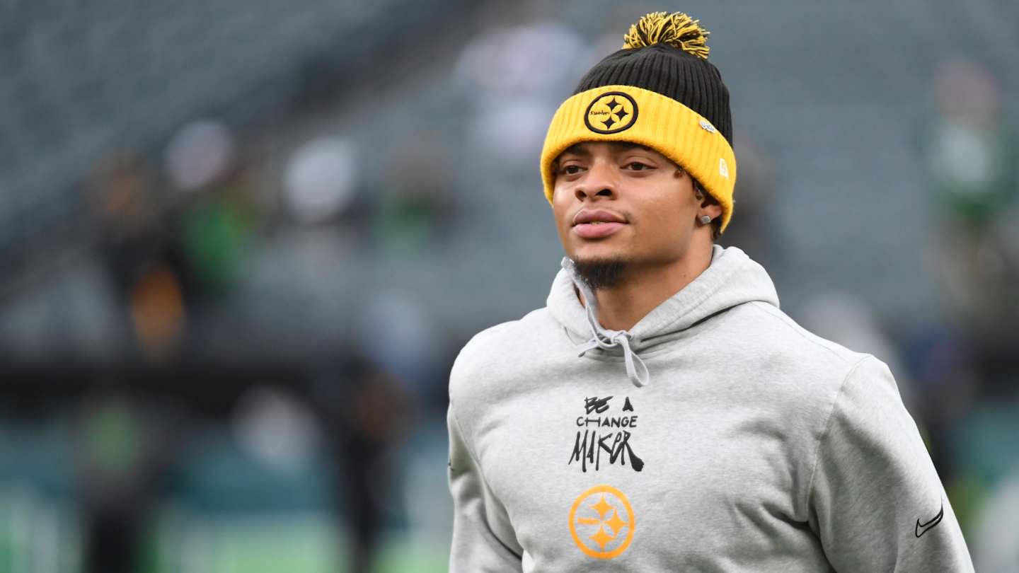 Justin Fields Addresses Future With Steelers After Moving to Backup Role