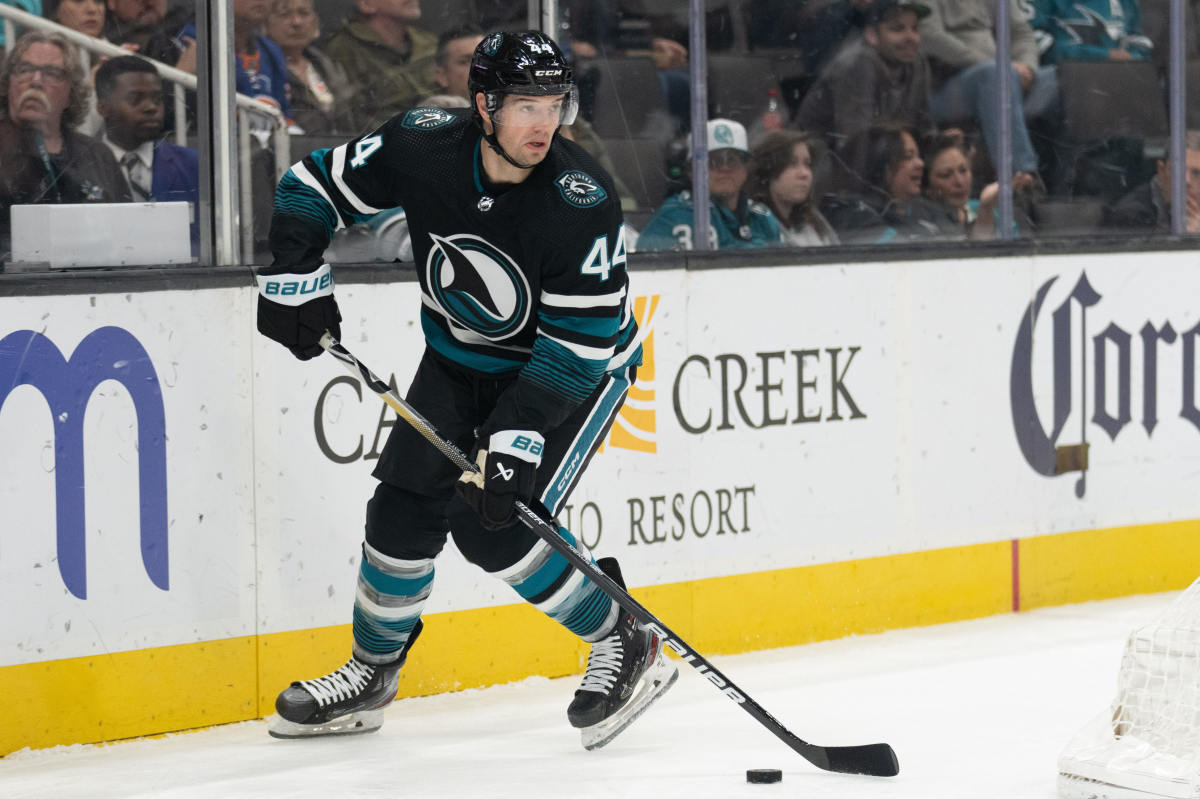 Longest Tenured Sharks Defenseman To Make Season Debut Against Lightning