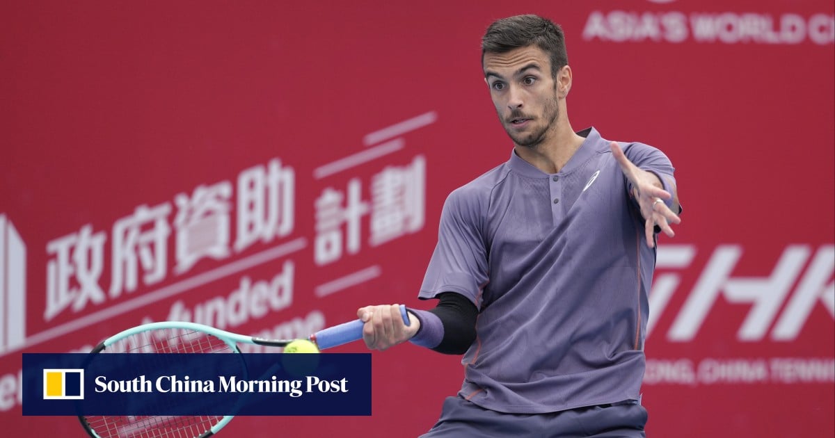 Hong Kong Open: Lorenzo Musetti says Djokovic still a threat, but Jannik Sinner a step ahead