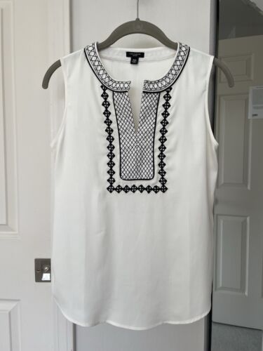 Ann Taylor sleeveless off white top w/ beautiful black embroidery & beading XSP