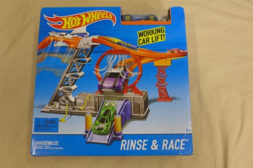 Hot Wheels Rinse & Race – Car Wash Set #DNN76 w/ Lift and Blue Monoposto Car NEW