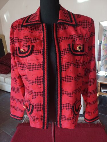 1980 Anne Crimmins for UMI COLLECTION RED AND BLACK SILK JACKET SIZE 10