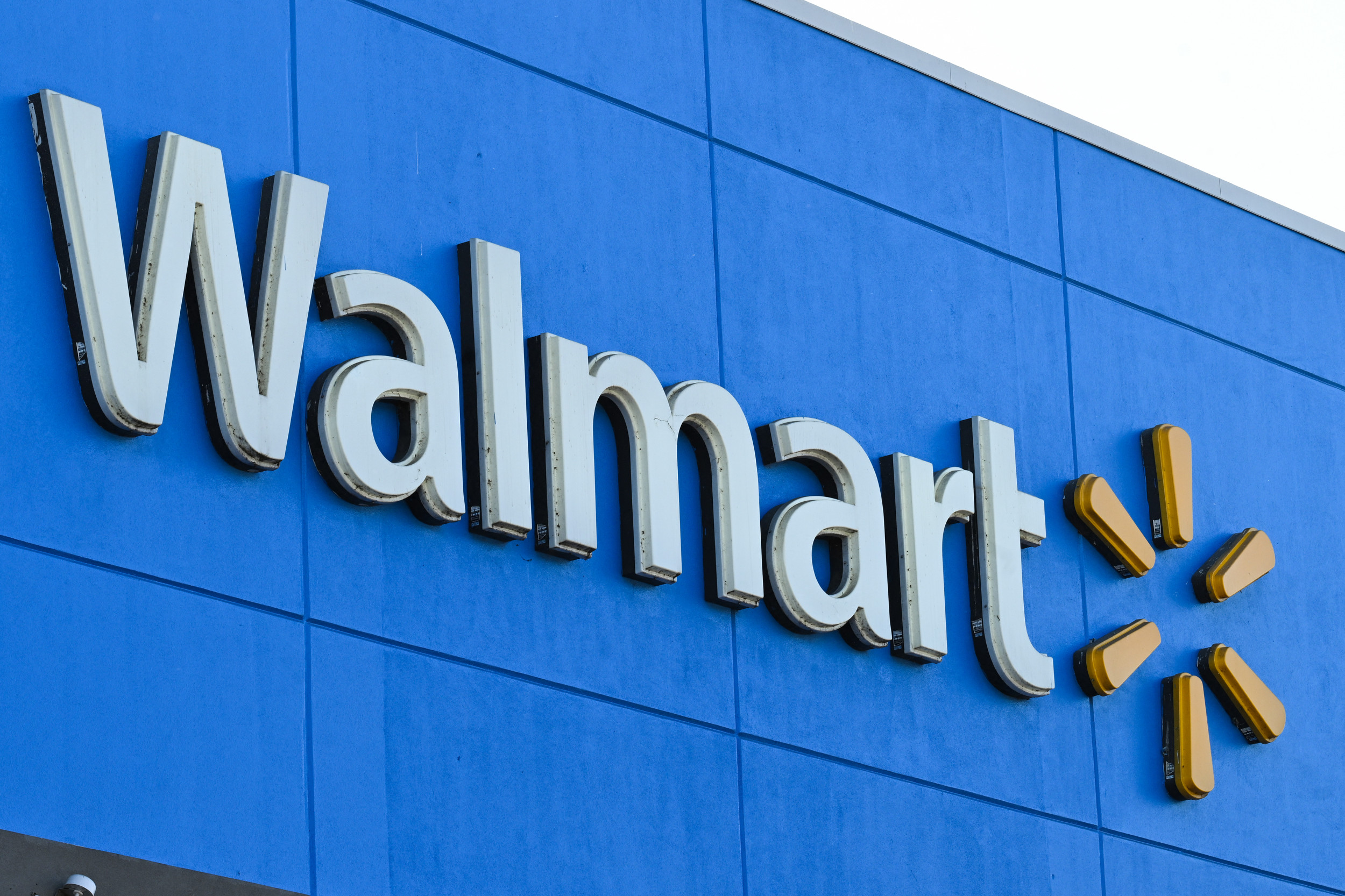 Walmart Food Recalls Issued for 20 States: Full List of Stores Impacted