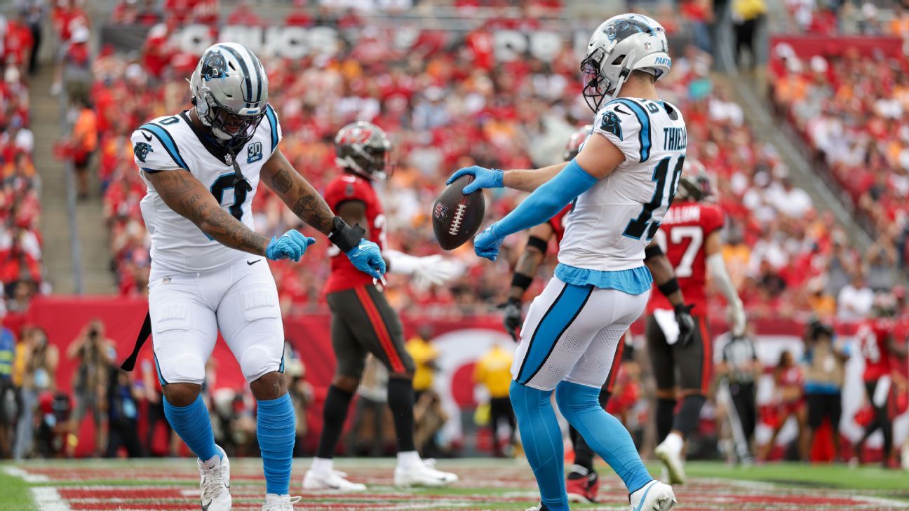 Panthers’ Young throws 40-yard TD pass to Thielen vs. Bucs